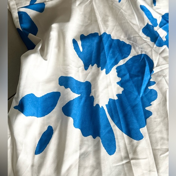 SHEIN Floral Blue and White Women's Skirt Size Small - Picture 8 of 14